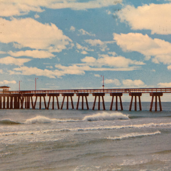 Vintage 1978 Color Scalloped Edged Postcard Gulf State Park Fishing Pier Gulf Shores Alabama