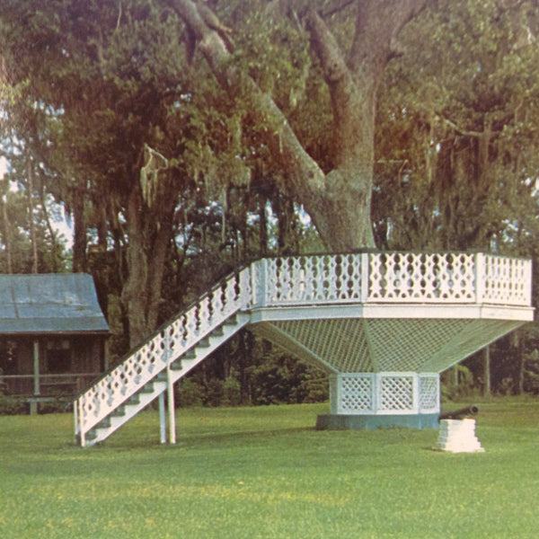 Vintage Color Scalloped Edge Postcard Ol Weeks Home Gazebo Bon Secour Alabama