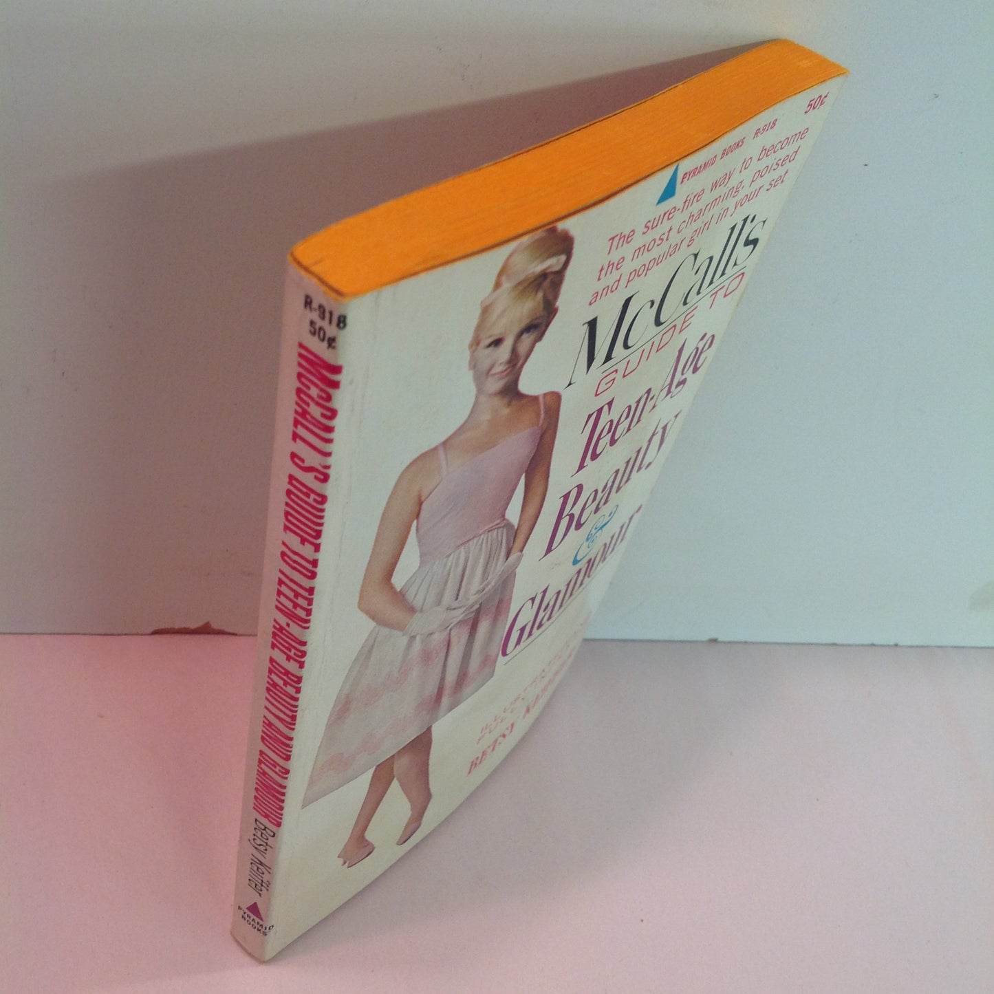 Vintage 1965 MM Paperback McCall's Guide to Teen-Age Beauty & Glamour