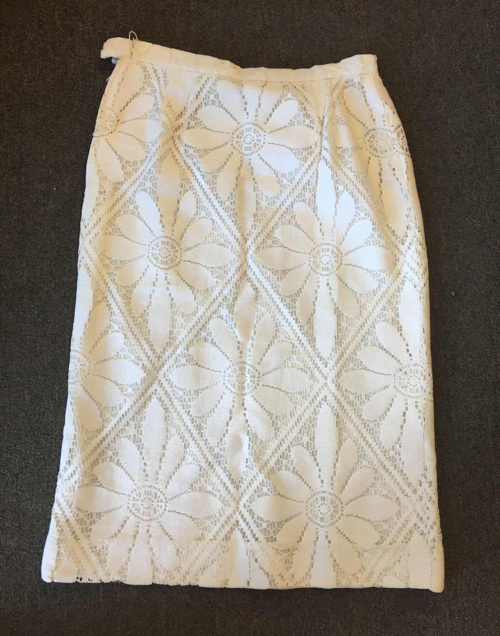 Vintage 1960's '70's White Wiggle Skirt Floral Patterned Overlay Mini