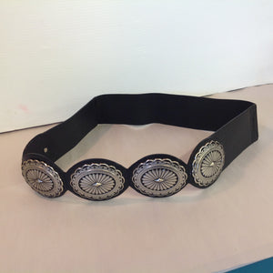 Chico's Black Leather Women's Large Stretch Belt Silver Tone Radiant Flower Classic Concho Look 27