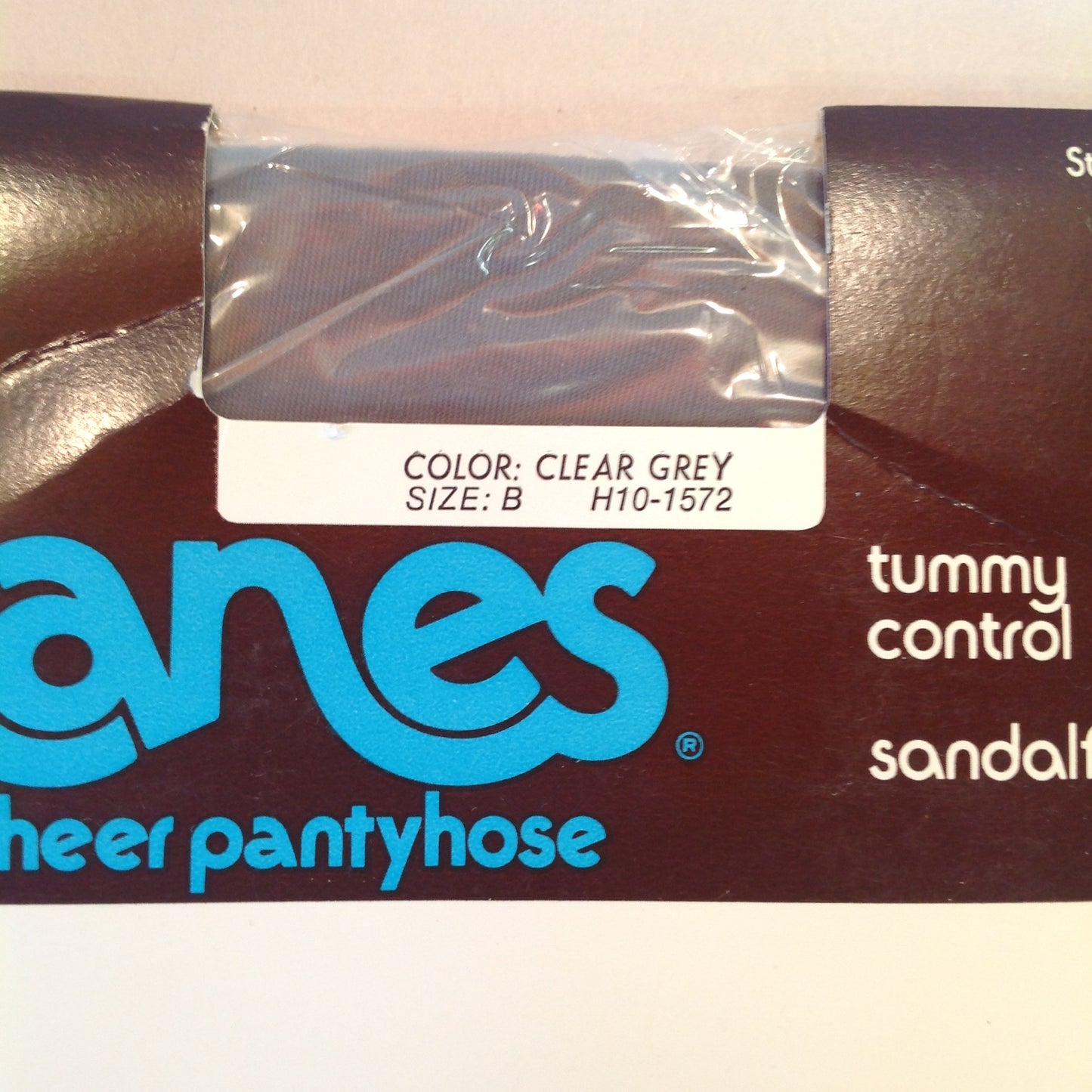 Vintage NOS 1985 Hanes Ultra Sheer Pantyhose Tummy Control Sandalfoot Clear Grey Size B