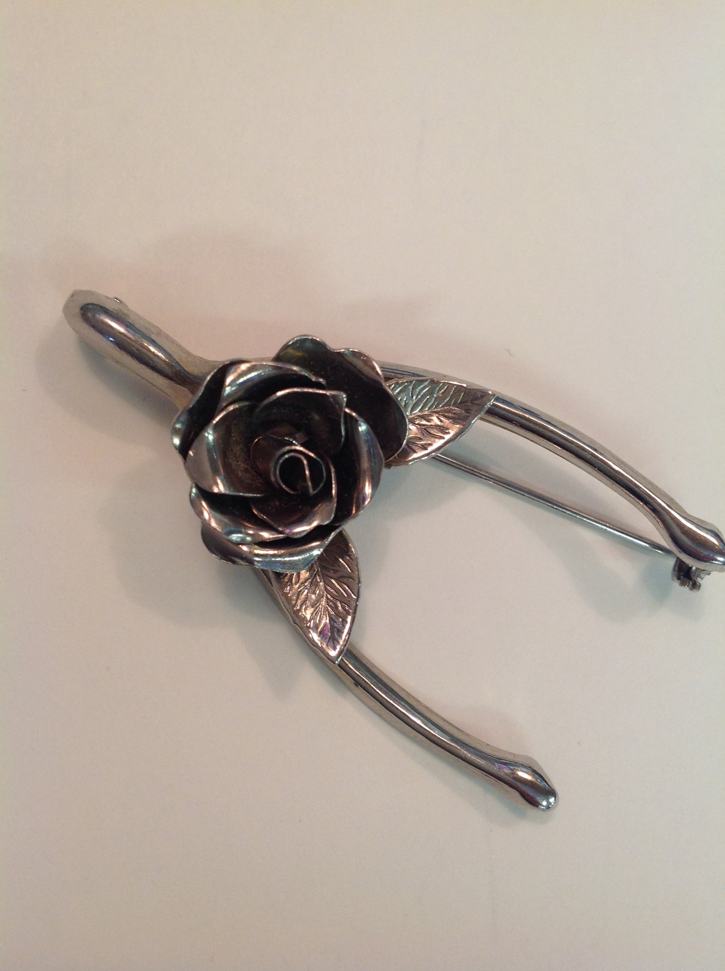 Vintage Silvertone Brooch Blooming Rose and Leaf Wishbone Setting