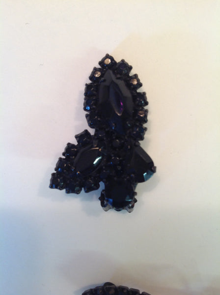 Vintage 3 Piece Set Clip On Earrings Brooch Black Metal Plastic Glitter Gear Leaves