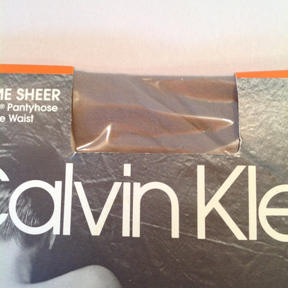 Vintage 1990 NOS Calvin Klein Daytime Sheer Light Lycra Pantyhose Sheer to Waist 700 Pale Taupe Size B