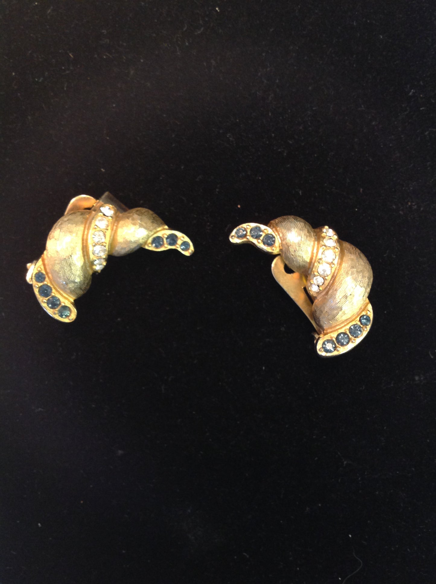 Vintage Hobe Clip-On Earrings Goldtone Blue Clear Rhinestones Diamond Croissant Style Cool