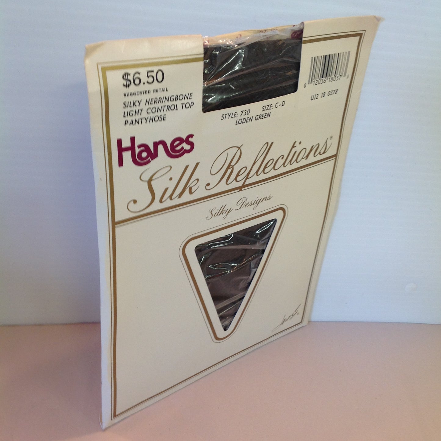 Vintage NOS Hanes Silk Reflections Silky Designs Silky Herringbone Light Control Top Panythose Size C-D Loden Green Style 730