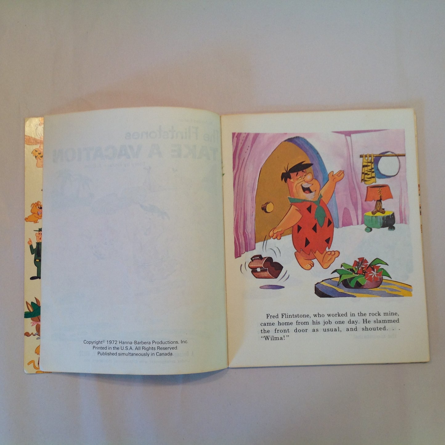 Vintage 1972 Children's Hardcover The Flintstones Take A Vacation Authorized Durabook