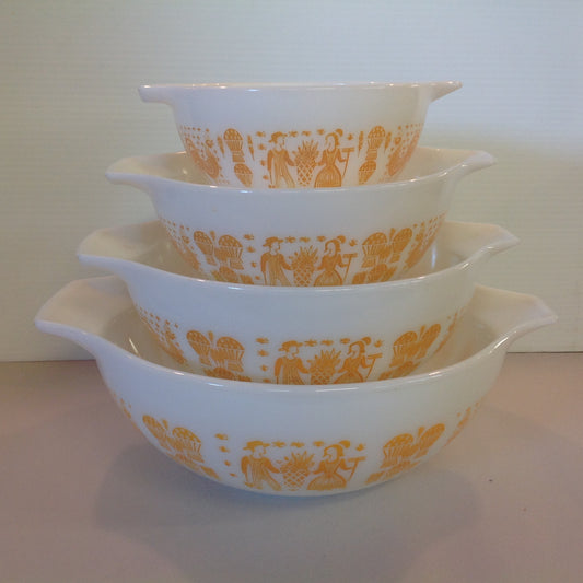 Vintage Rare 4 Piece Pumpkin Amish Butter Print Pyrex Bowl Set