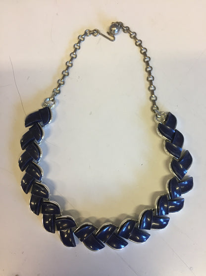 Vintage Designer Lisner Deep Blue Thermoplastic Collar Necklace