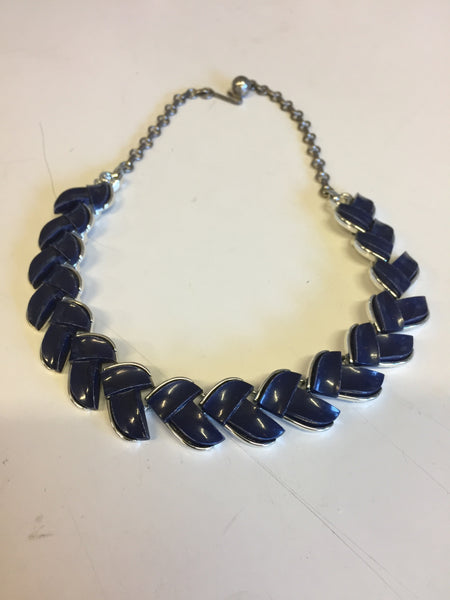 Vintage Designer Lisner Deep Blue Thermoplastic Collar Necklace