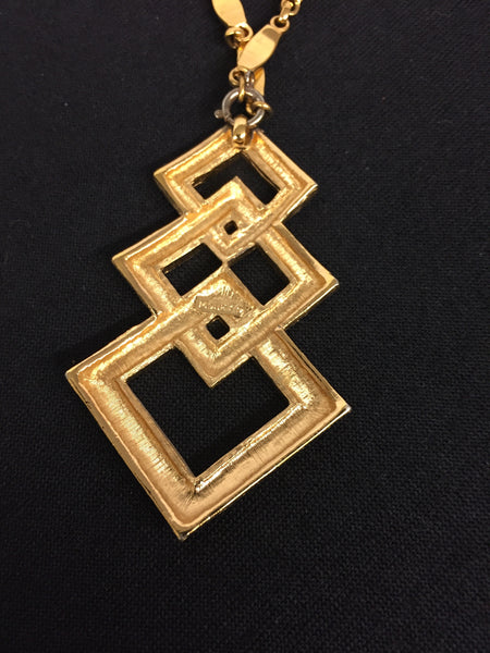 Vintage All Goldtone Pendant Necklace Retro 70's Unsigned