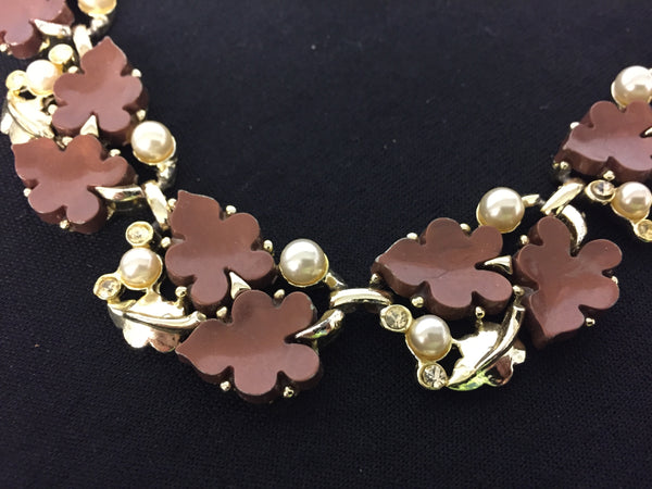 Beautiful Vintage Goldtone Brown Thermoplastic Leaves Rhinestone Pearl Collar Necklace