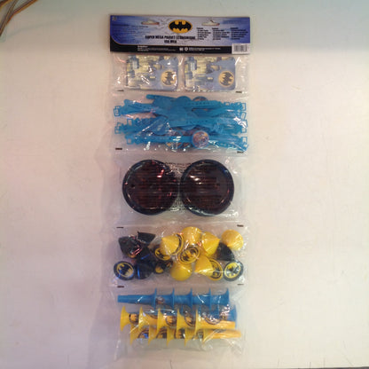 DC Comics Batman Super Mega Value Pack 100 Pc Party Set NOS