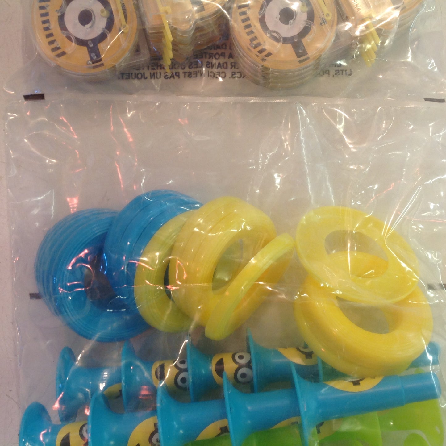 Illumination Entertainment Despicable Me Super Mega Mix 100 Pc Party Set NOS