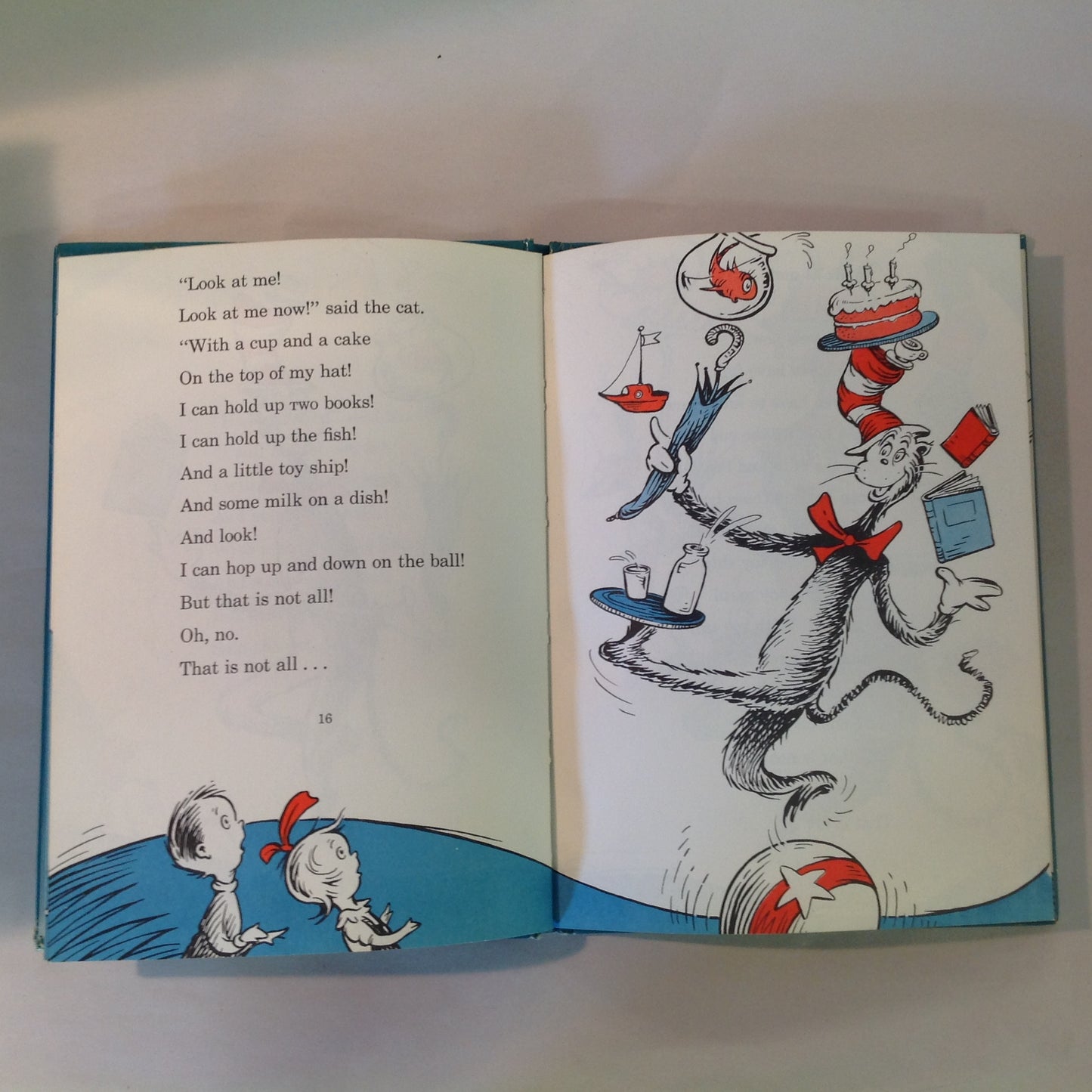 Vintage 1957 Hardcover Beginner Books Dr. Seuss THE CAT IN THE HAT First Trade Edition