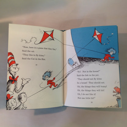 Vintage 1957 Hardcover Beginner Books Dr. Seuss THE CAT IN THE HAT First Trade Edition