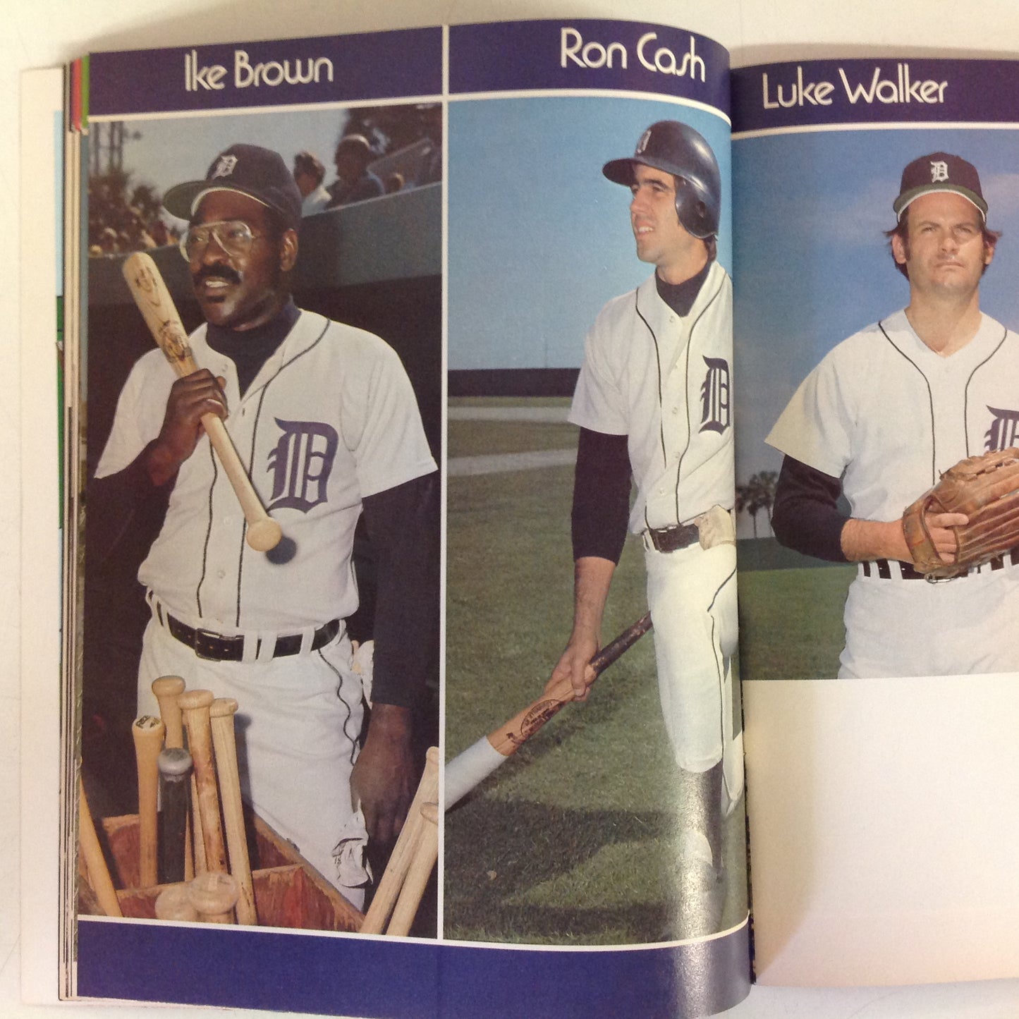 Vintage Official 1974 Detroit Tigers Baseball Yearbook