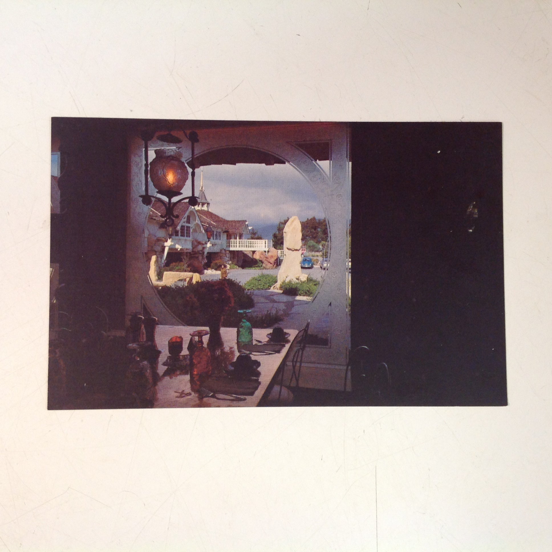 Vintage Souvenir Color Postcard Madonna Inn Coffee Shop View Table San Luis Obispo California