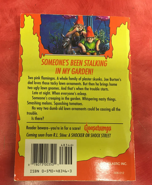 Goosebumps R. L. Stine Revenge of the lawn gnomes Issue 34